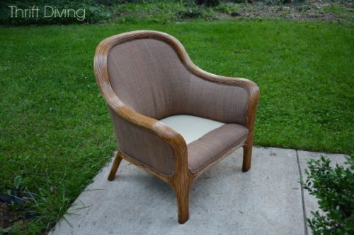 How to Strip Furniture and Stain Wood - Pretty chair makeover. - Everything You Wanted to Know About Furniture Stripping If You're a Newbie - Thrift Diving 