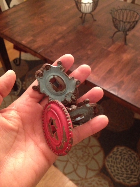 vintage keyhole knobs_2