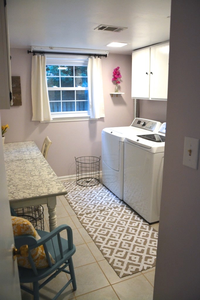 BEFORE & AFTER: My Pretty Little Laundry Room Makeover!