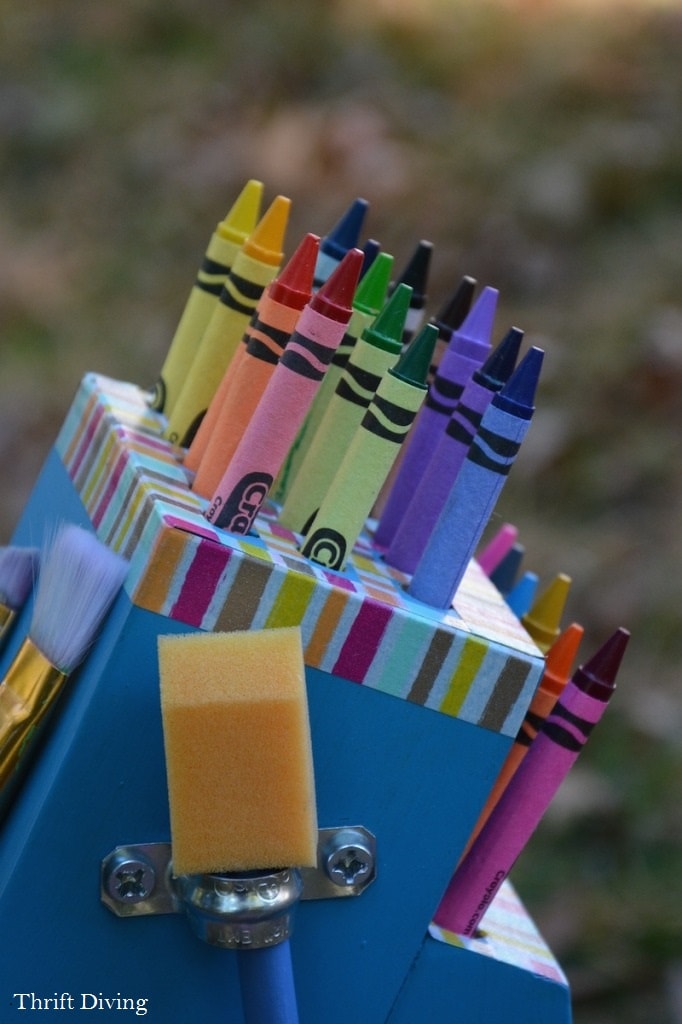 Repurposed Knife Block Ideas: Turn a knife block into a DIY crayon holder and hold craft brushes on the side with a two-hole strap. - Thrift Diving