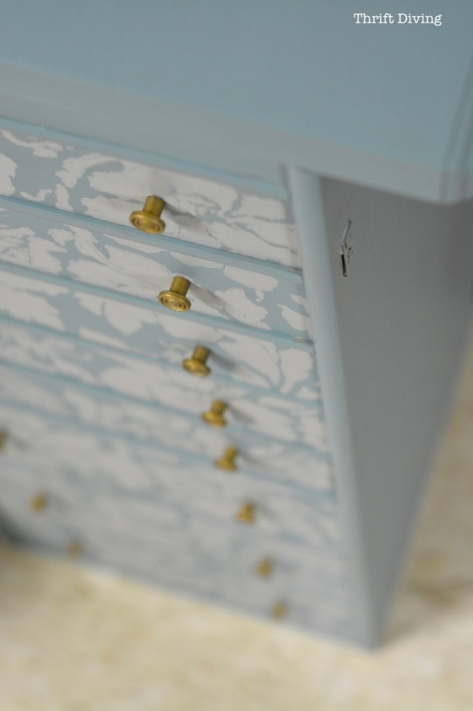 Make a DIY Tool Chest From an Old Jewelry Box_0134