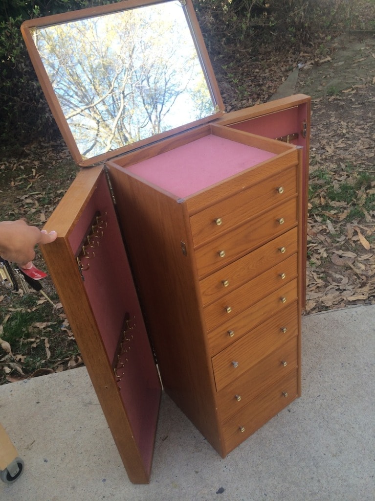 Make a Tool Chest from an Old Jewelry Box_6949
