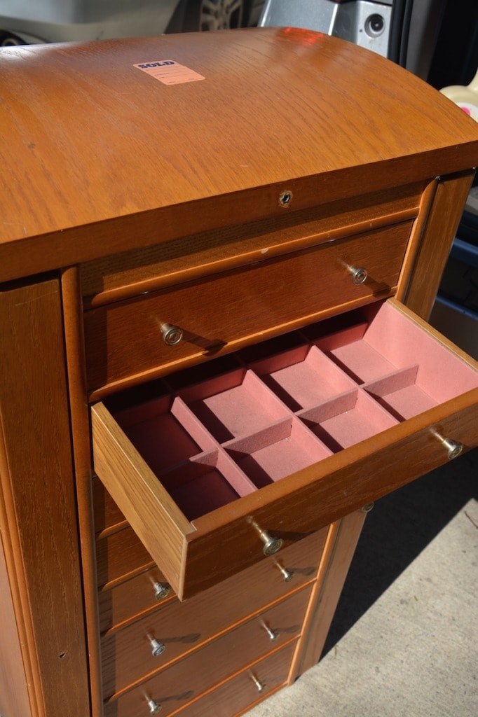 Get Organized: Repurpose an Old Jewelry Box into a DIY Craft Organizer