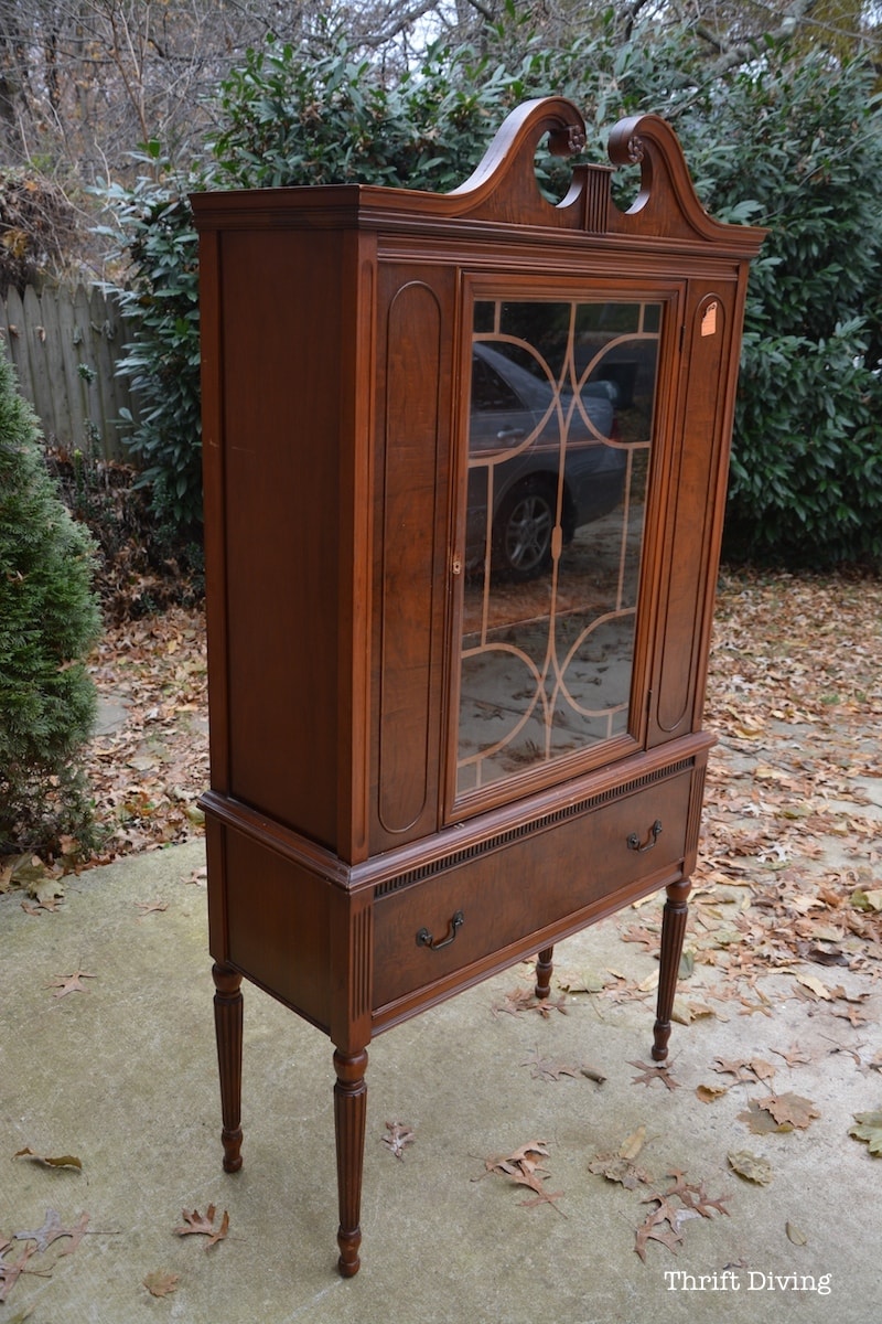 China Cabinet Makeover With RECLAIM Paint Thrift Diving 1005 