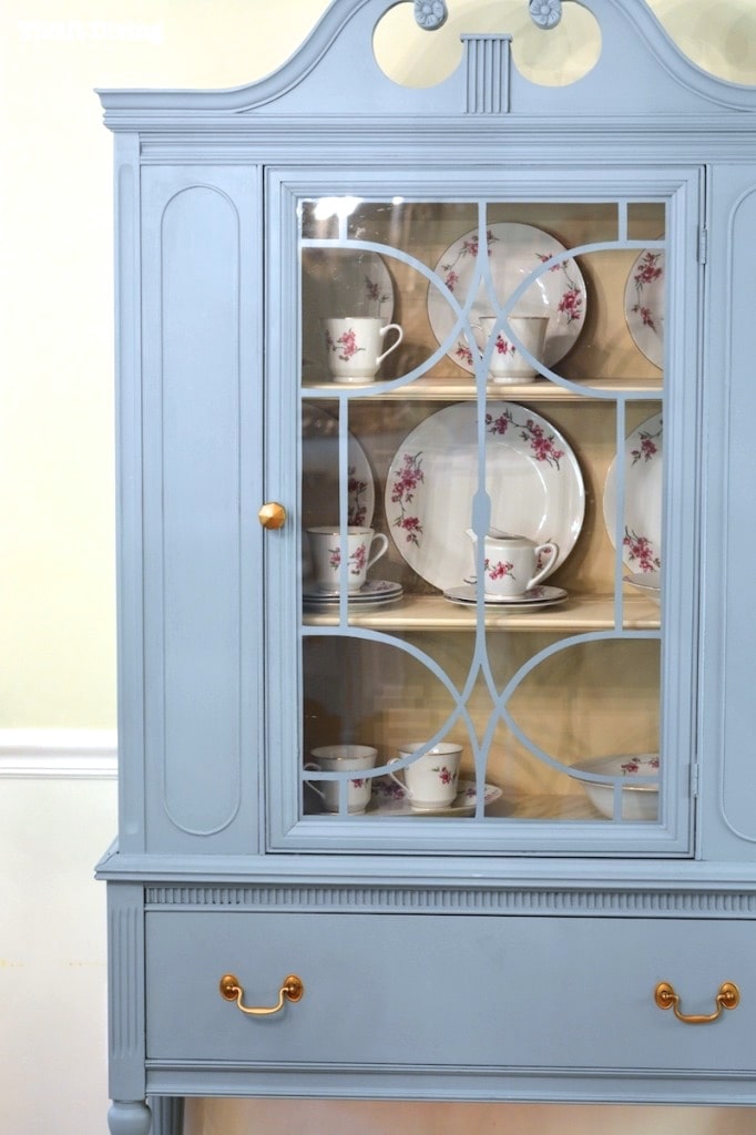 China Cabinet Makeover - See the BEFORE and AFTER of this china cabinet makeover from the thrift store. Painted Nantucket blue from Beyond Paint. - Thrift Diving