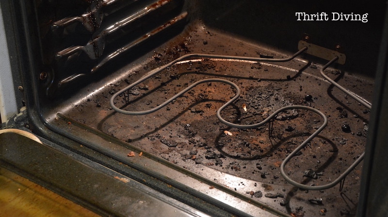 How to Clean Your Oven With No Harsh Chemicals - Thrift Diving Blog2881