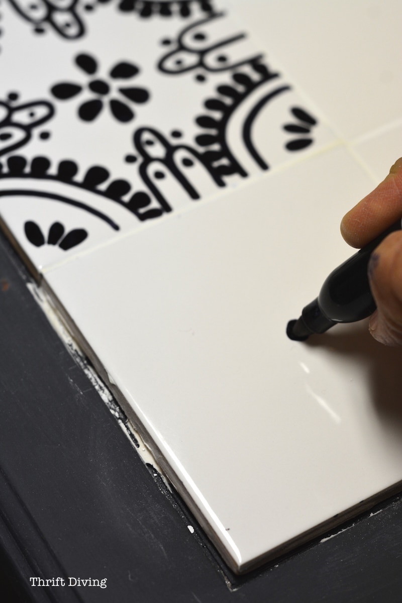 How to Tile a Table Top With Your Own Ceramic Tiles