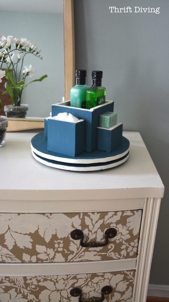 Lazy Susan for bathroom - Thrift Diving 2