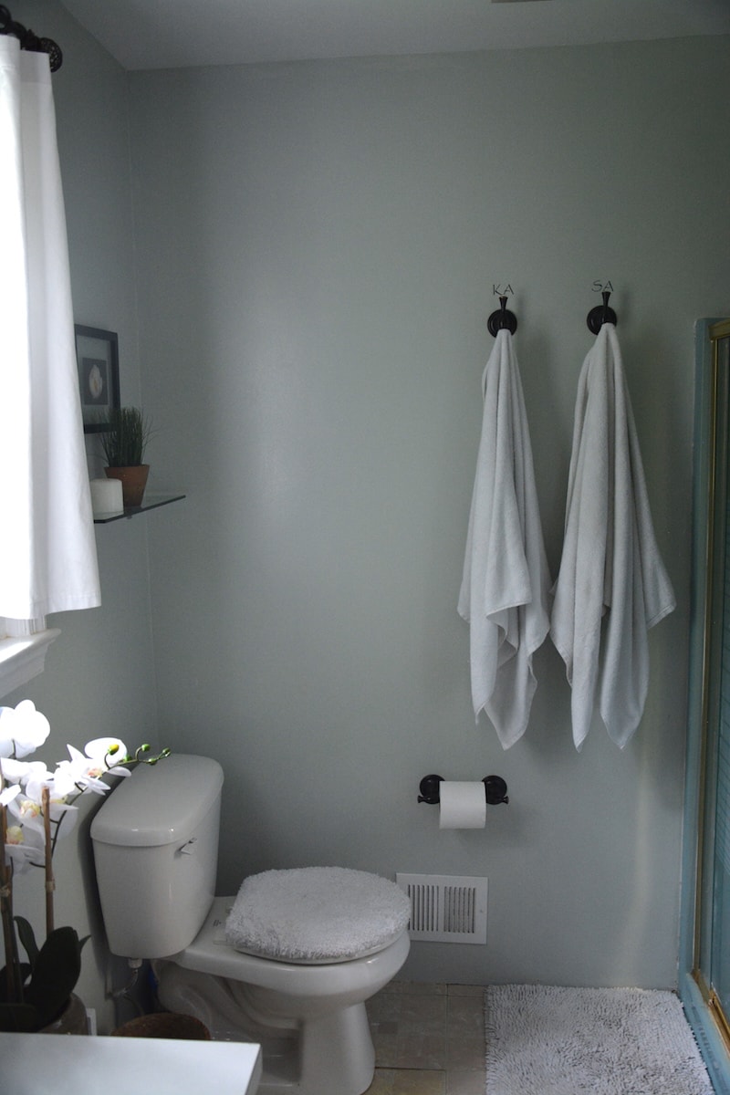 How to Paint a Bathroom Vanity - Thrift Diving Blog6794