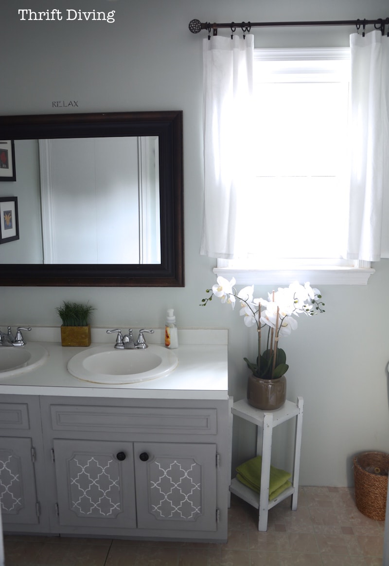 How to Paint a Bathroom Vanity - Thrift Diving Blog6804