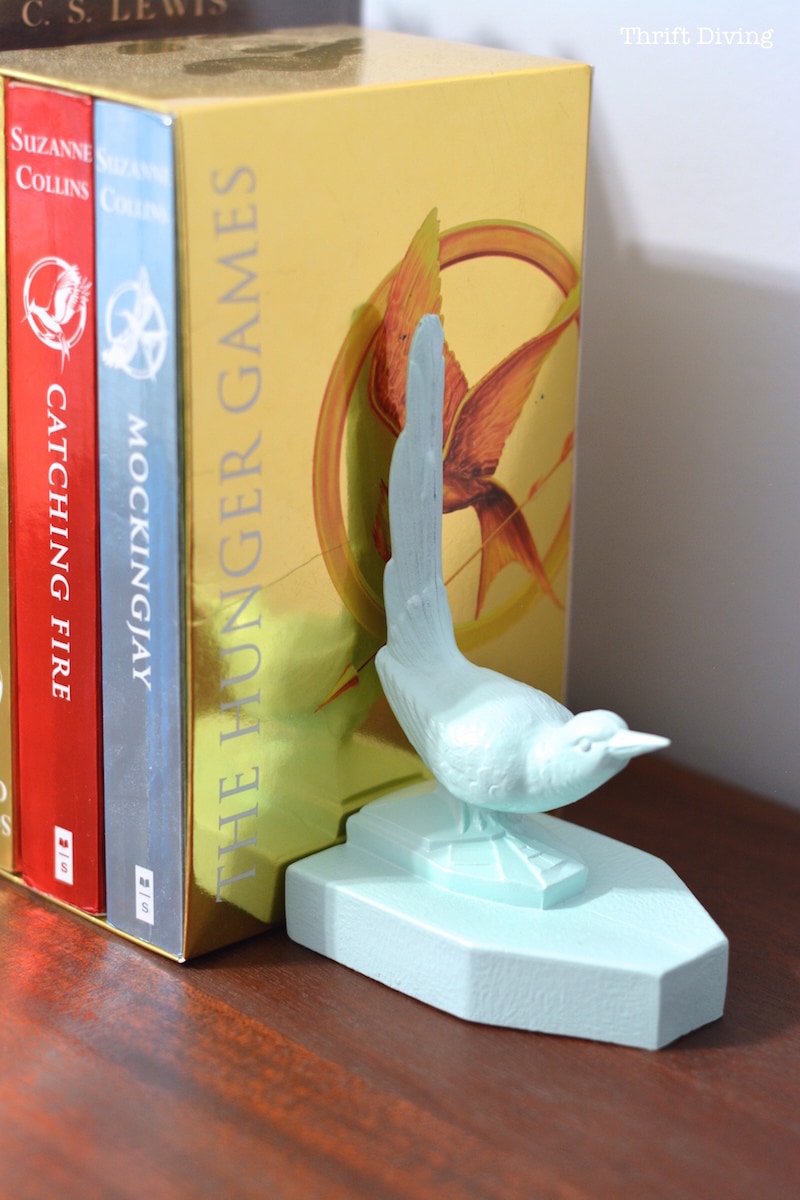 DIY Painted Bookends - Perfect for a child's room