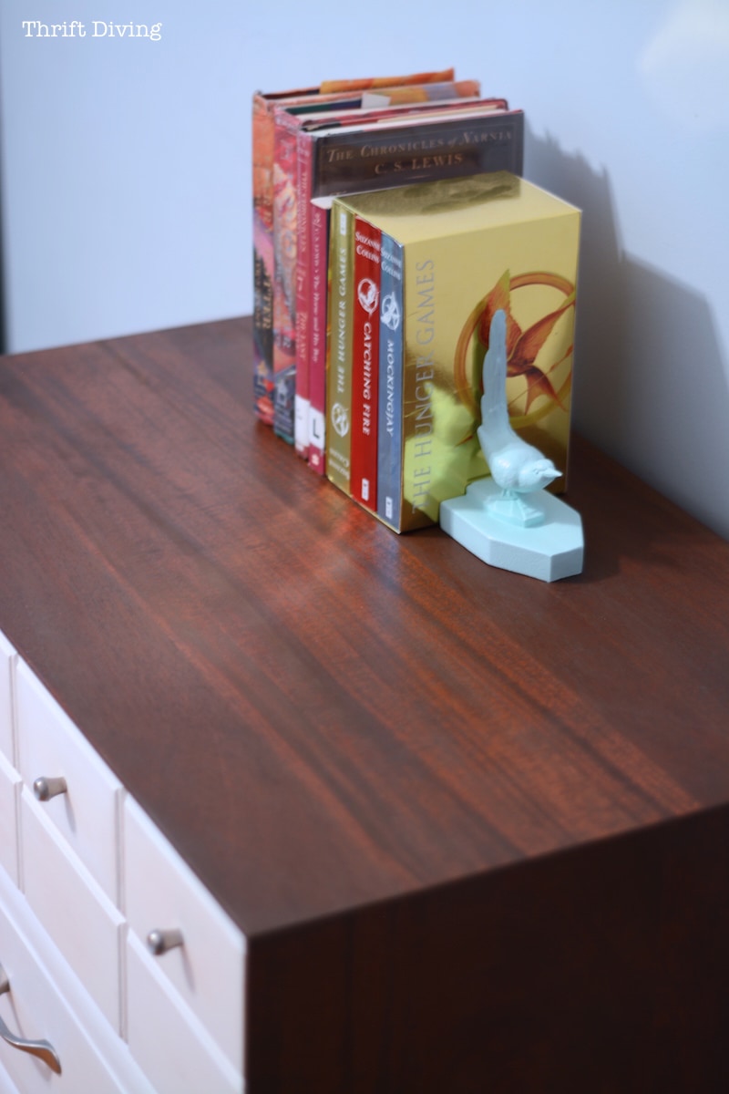 DIY Painted Bookends - Place on top of a dresser