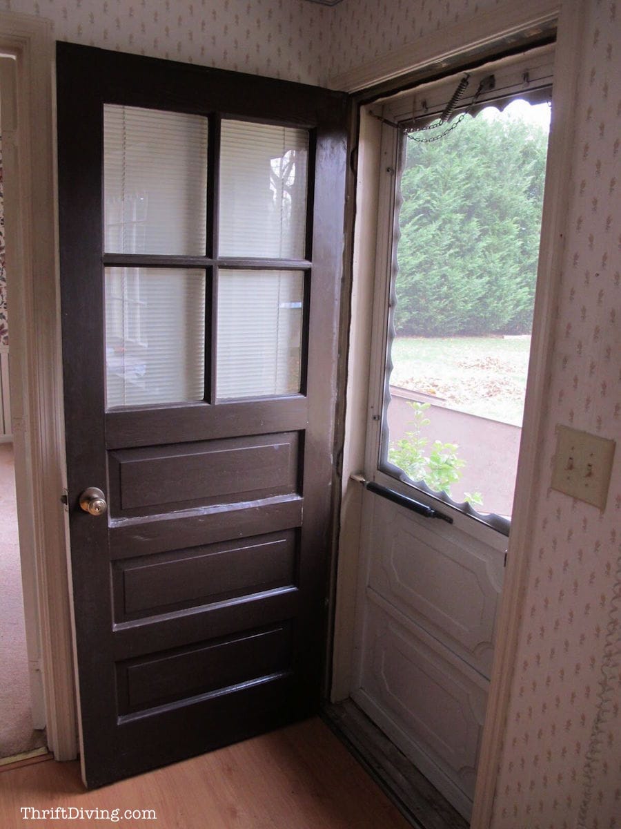 How to Replace and Paint an Exterior Door - Old Door BEFORE - ThrifDiving.com