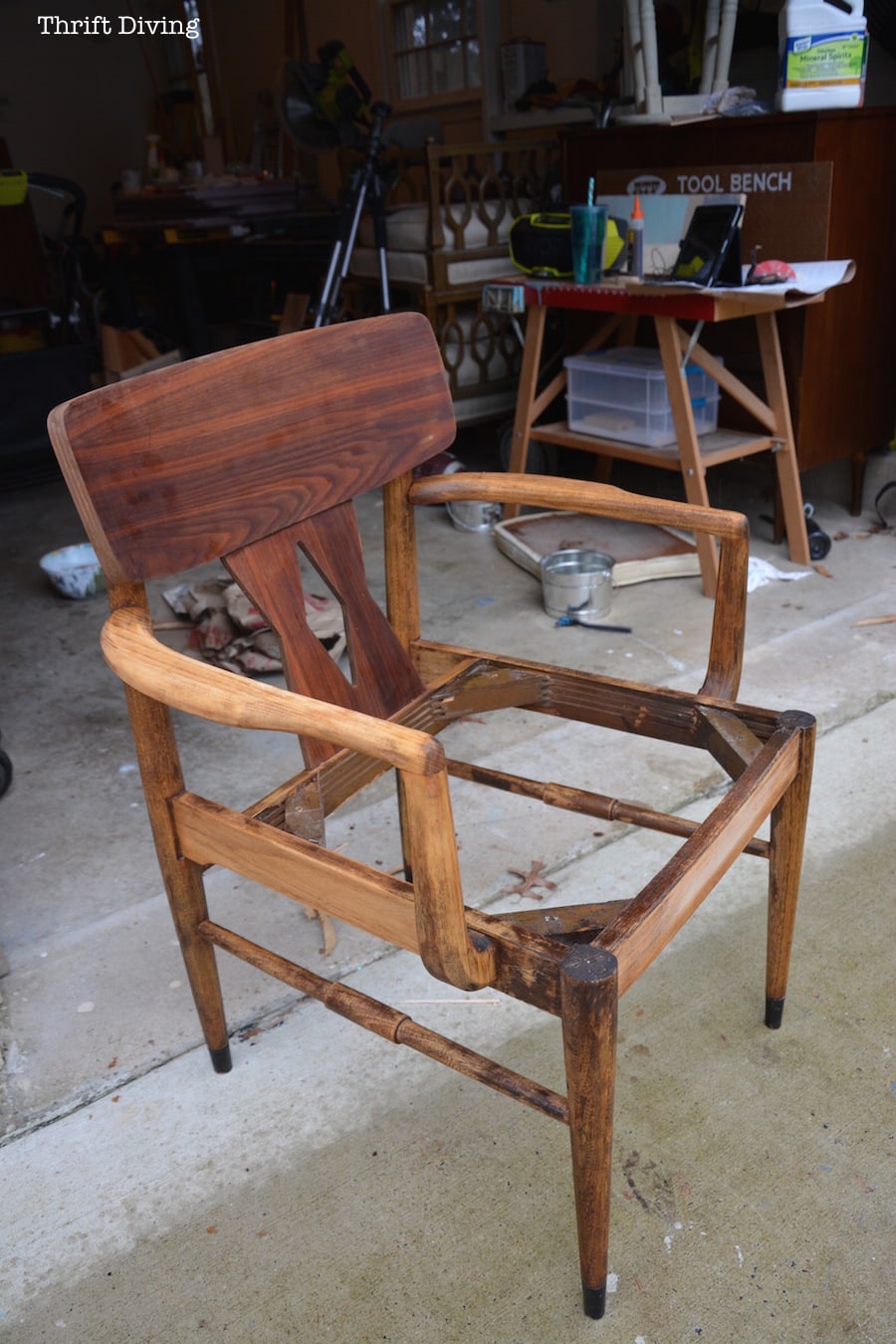 The Makeover of a Mid Century Modern Chair - PART 1 - ThriftDiving.com