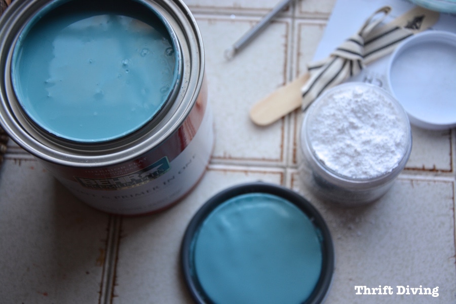 Should you make your own DIY chalk paint - Use flat paint when mixing DIY chalk paint