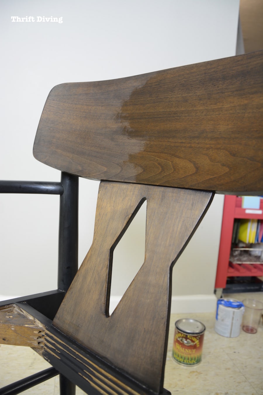Mid-century modern chair makeover - Using tung oil - Thrift Diving