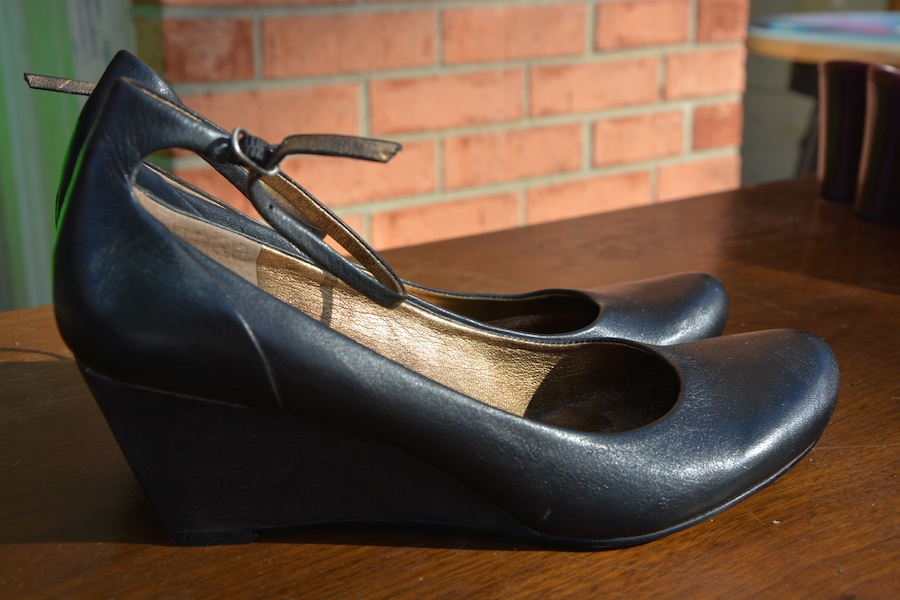VarageSale Review - Ninewest shoes for sale - Thrift Diving