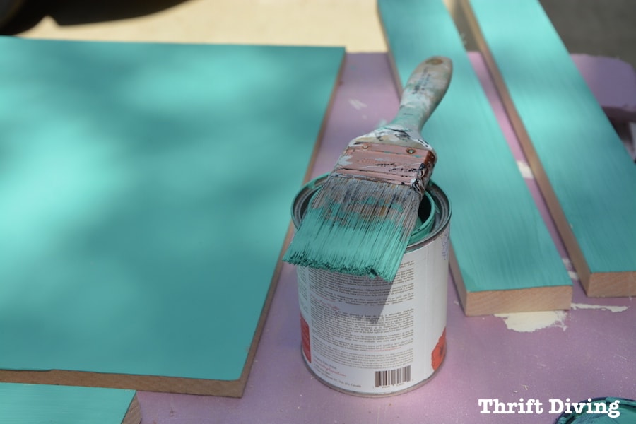 how-to-make-a-DIY-serving-tray-chalked-paint