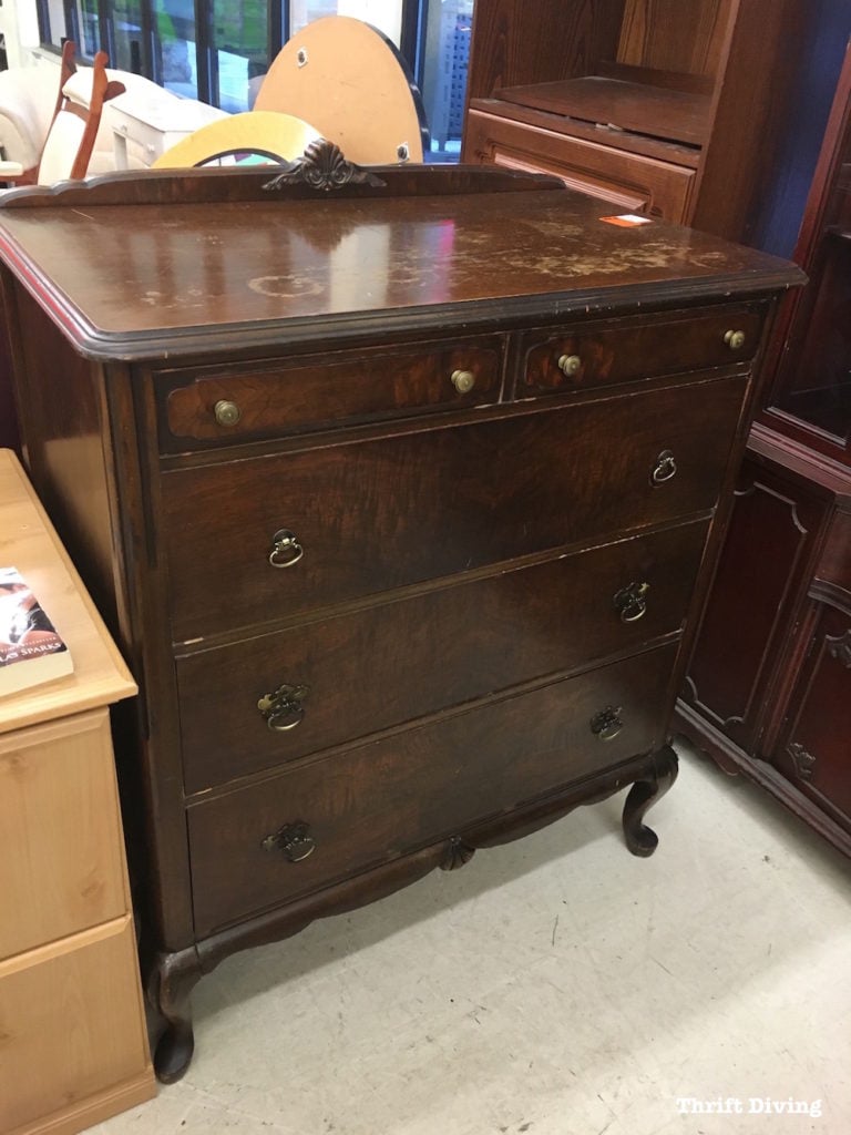 Pretty thrifted vintage dresser from the thrift store