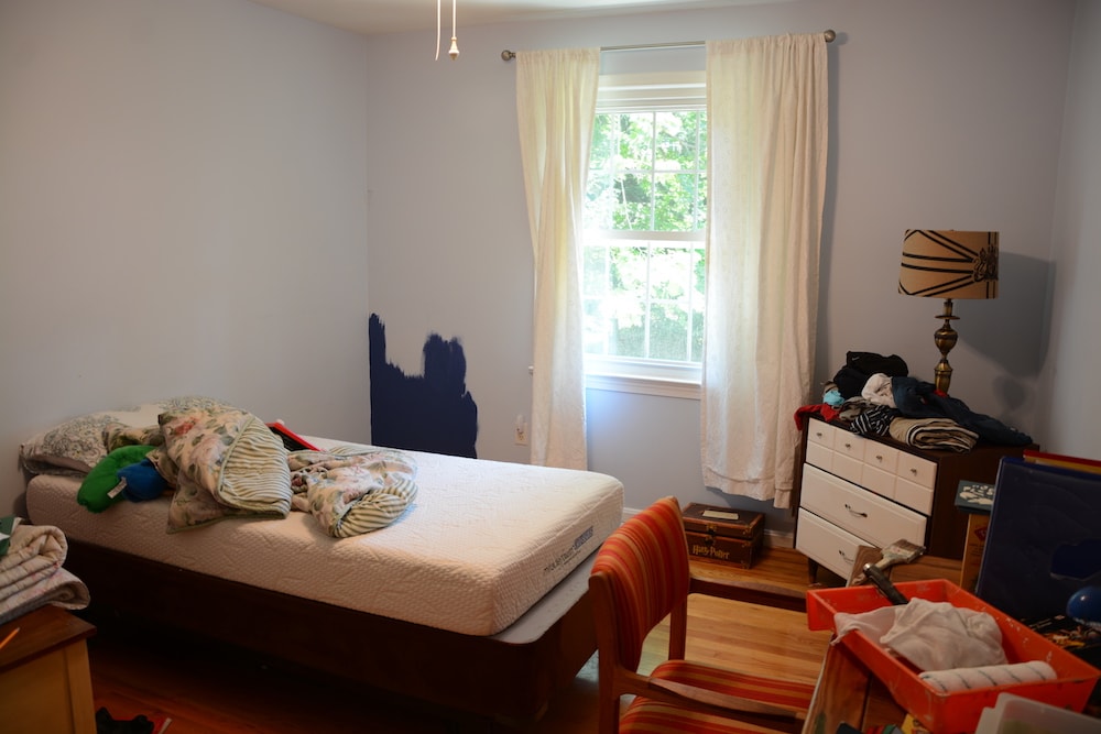 Tween Boys Blue Bedroom Makeover - Turning a boring room into a deep blue boys room. | Thrift Diving