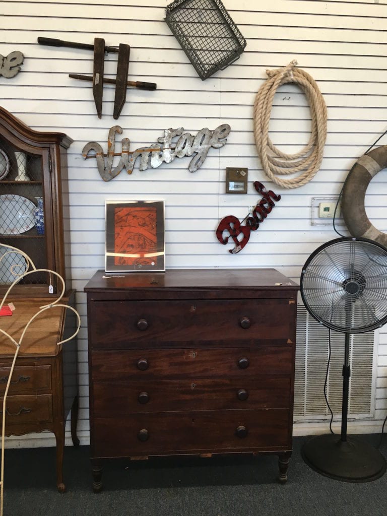Class and Trash Vintage Shop North Carolina Review - Thrift Diving 7