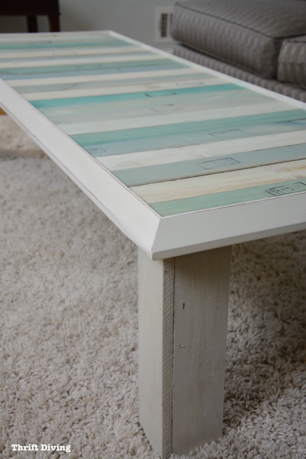 Upcycle a Picture Frame and Pallets Into a DIY Coffee Table
