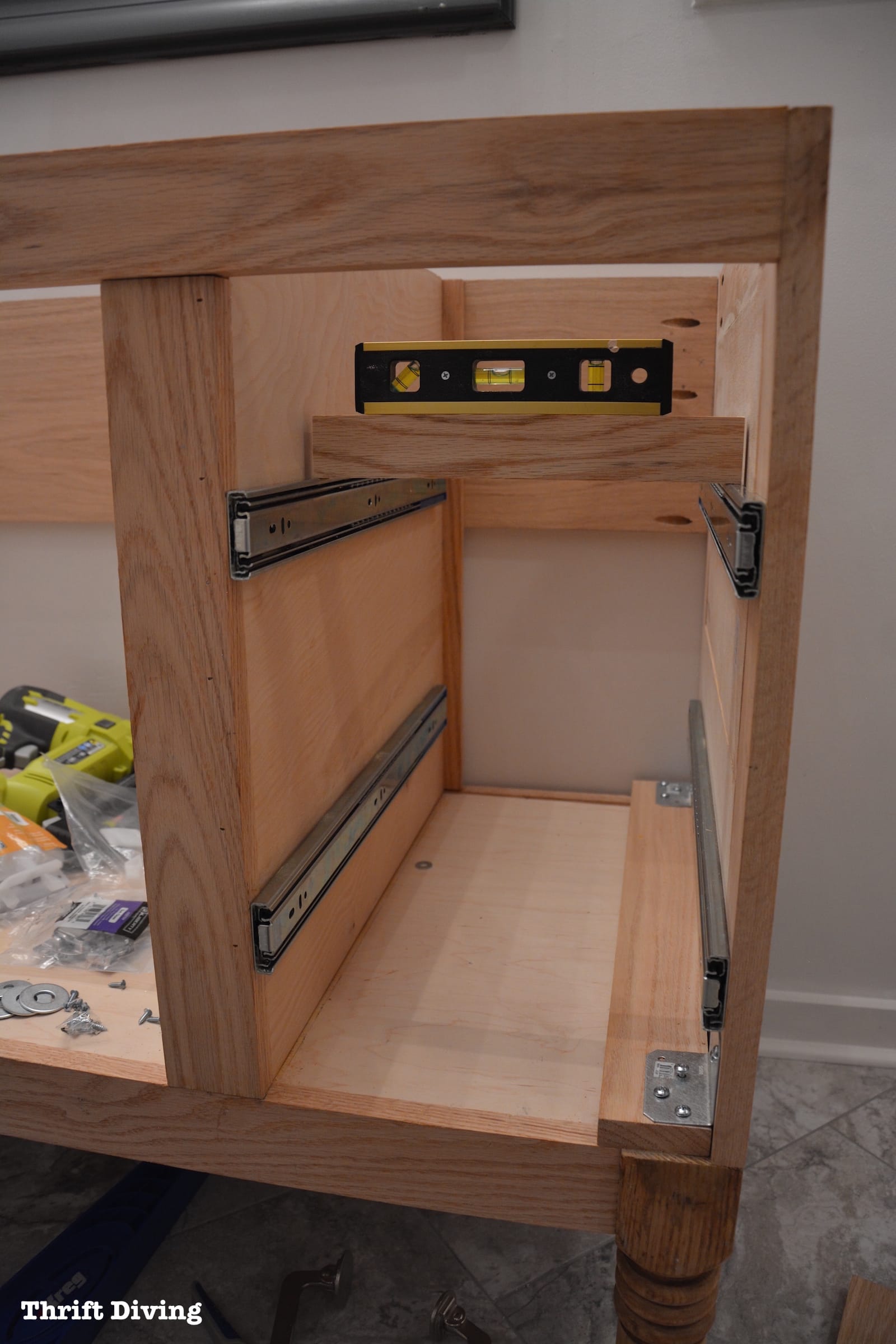 Making Notched Drawers for the Vanity Cabinet - Woodworking 