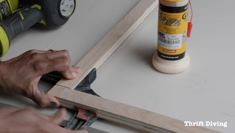 How to make a DIY privacy window screen - Use corner clamps to glue straight. - Thrift Diving