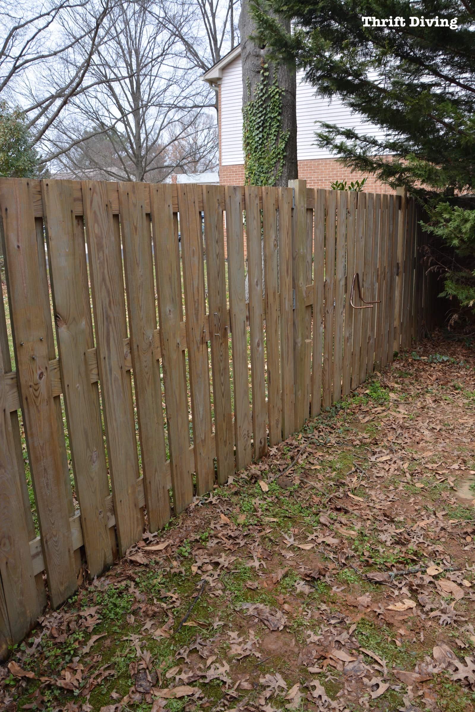 1 coat paint fence Thrift  How Blog a Hanging Make  Diving Fence Garden to