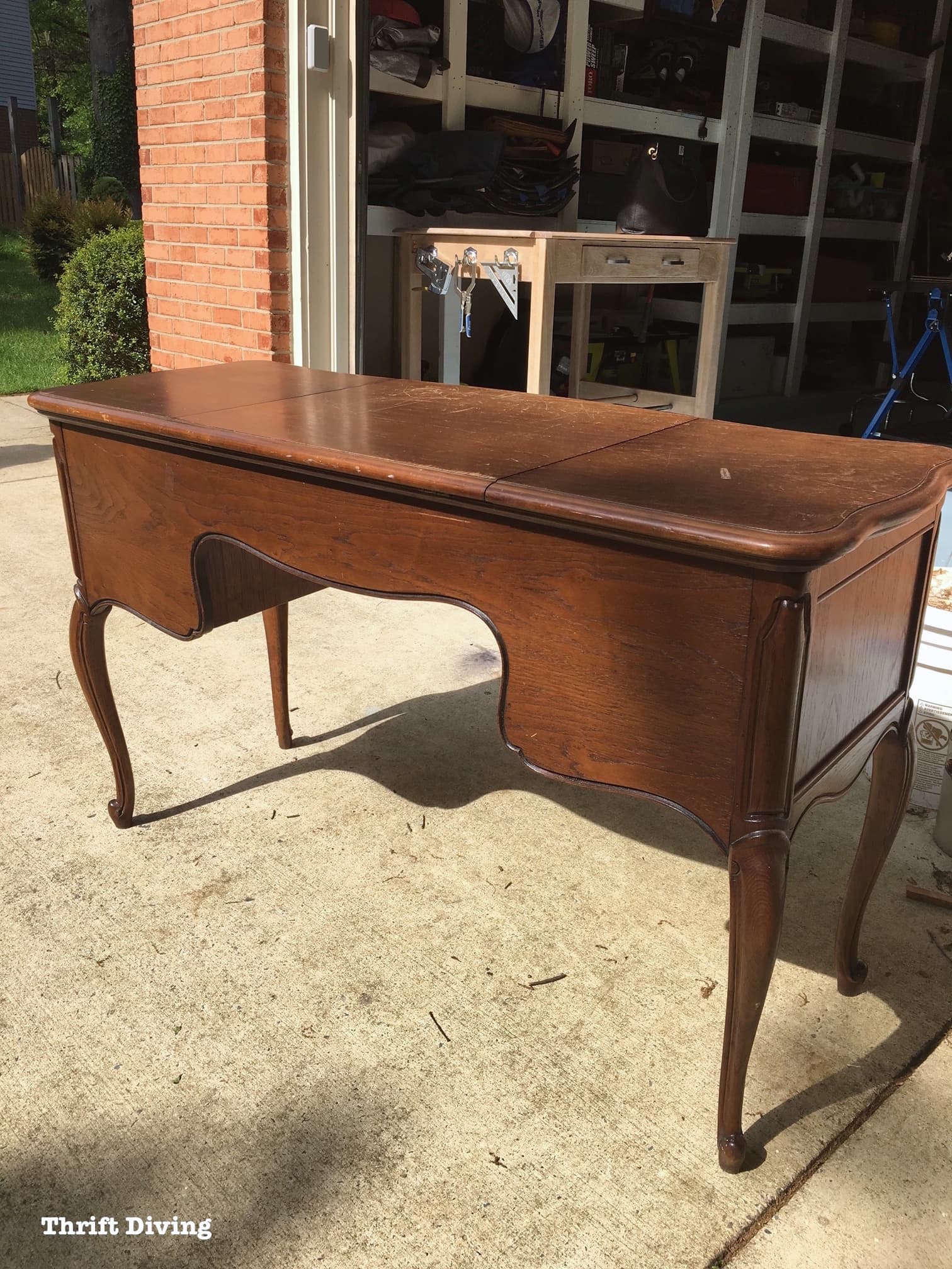 thomasville vanity dressing table