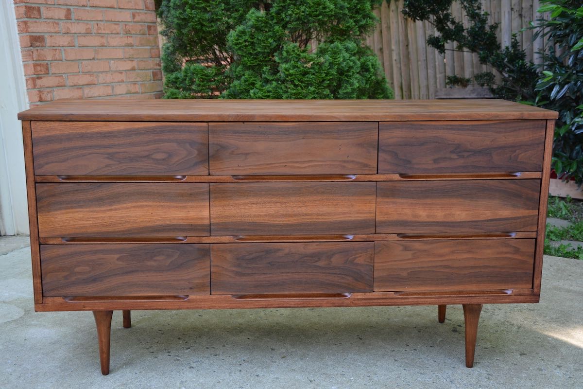 Mid-Century Modern Dresser Makeover Stripped and Refinished - Pretty wood grain in dresser makeover. - Thrift Diving