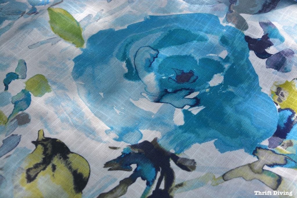 How to Frame Fabric for Wall Art With a Picture Frame