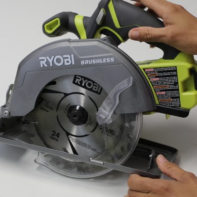How to Use a Circular Saw: Power Tools 101 Tutorial for Newbies! (Includes video)