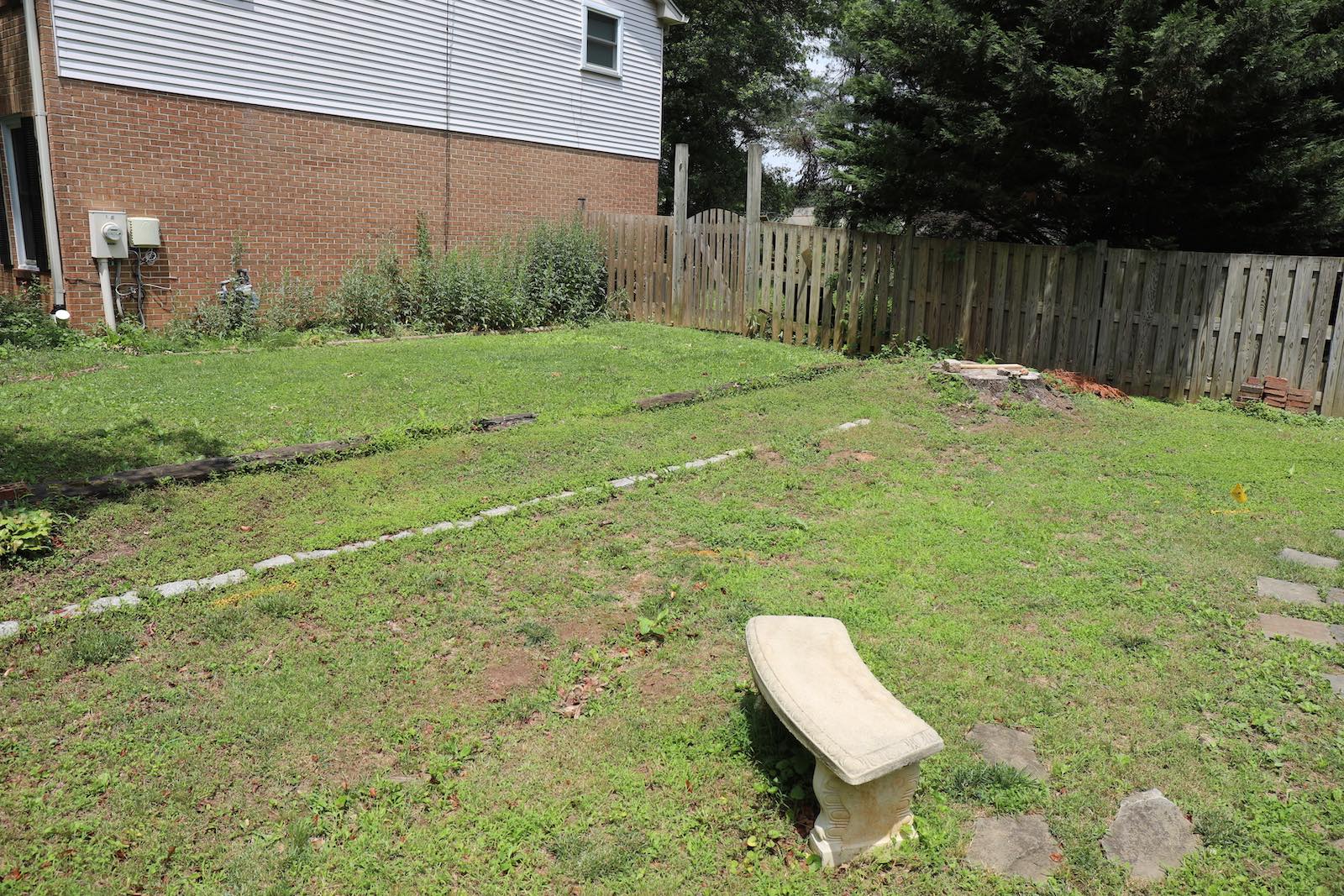 BEFORE and AFTER: Planting a Blueberry Bush Garden in My Yard!