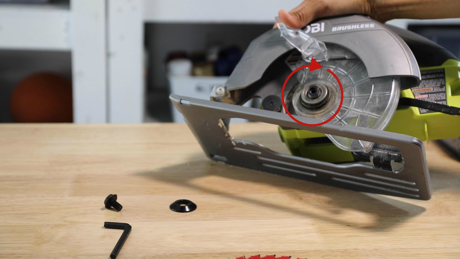 How to change a circular saw blade: circular saw blades rotate clockwise, cutting on the upstroke. - Thrift Diving