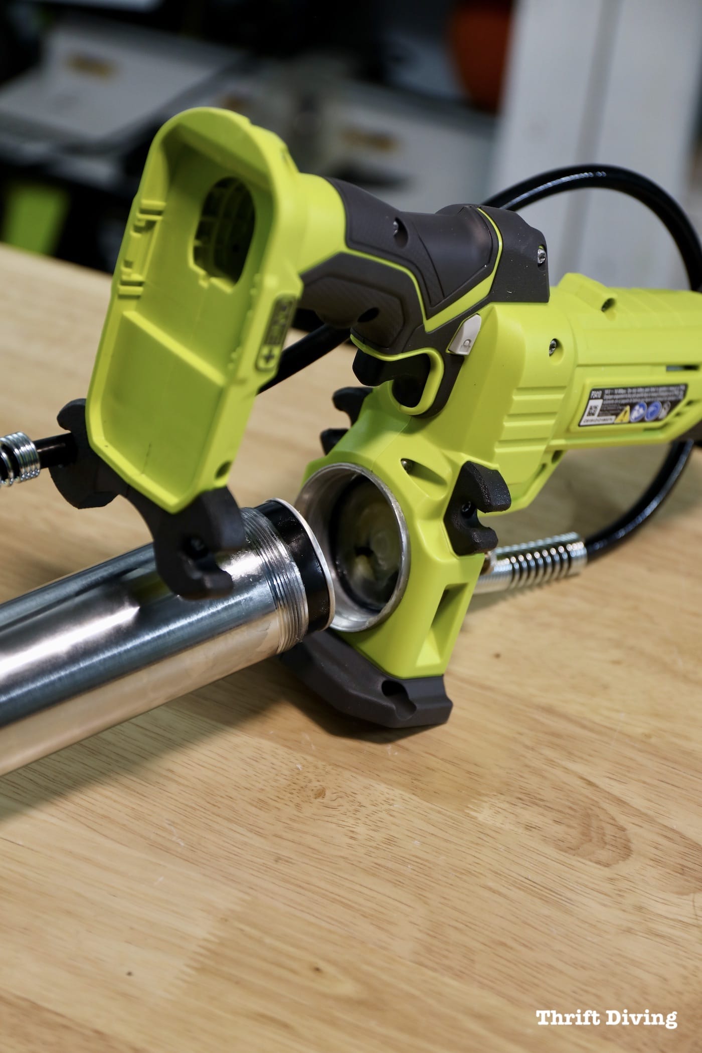 RYOBI Grease Gun How to Load It and Where to Use It