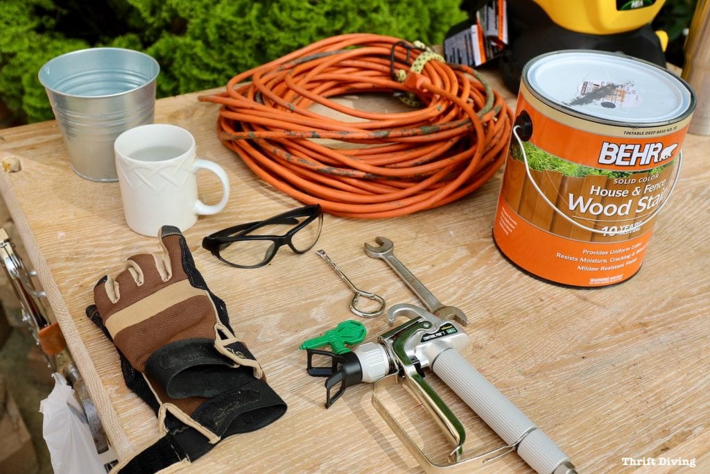 How to Use a Paint Sprayer to Paint a Wood Fence