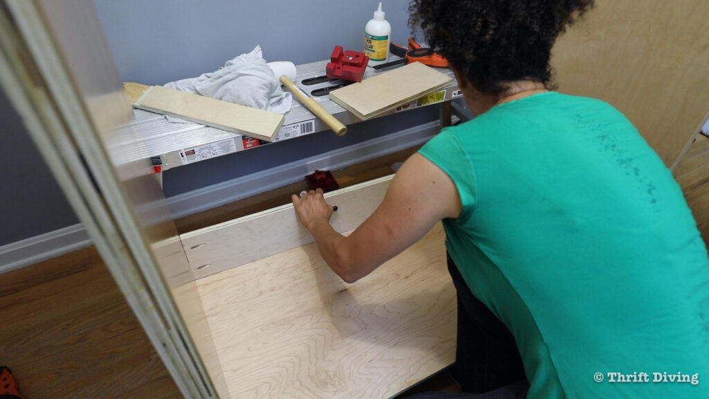 How to Build a Walk-in Closet Organizer From Scratch!