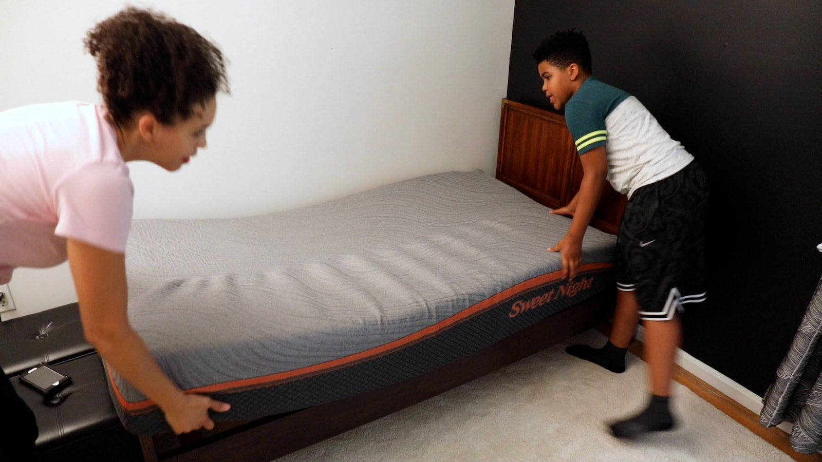 The Pros and Cons of Ordering a Mattress Online